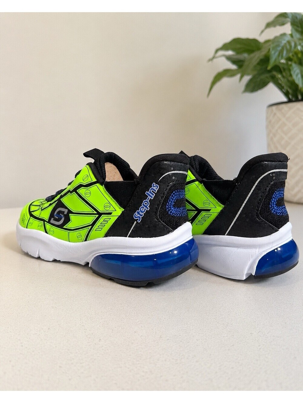 Skechers S Sport Noah Boys Green Step-Ins Memory Foam Sneakers Size 2 NWT - Picture 8 of 9